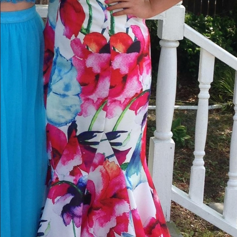 Prom/Formal Dress - Picture 4 of 4